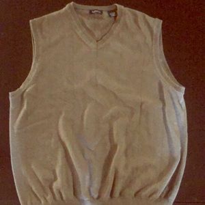 Men’s sweater vest